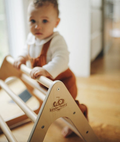 Kinderfeets Houten Pikler Driehoek / Triangle Klimrek / Klimdriehoek - Small